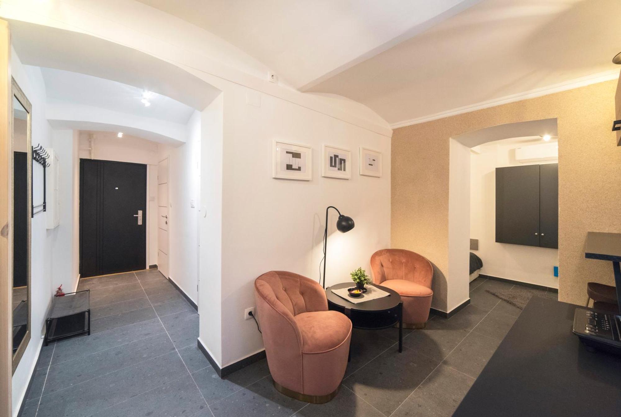 Manuela Varsavska Studio Apartments Zagreb Exterior foto